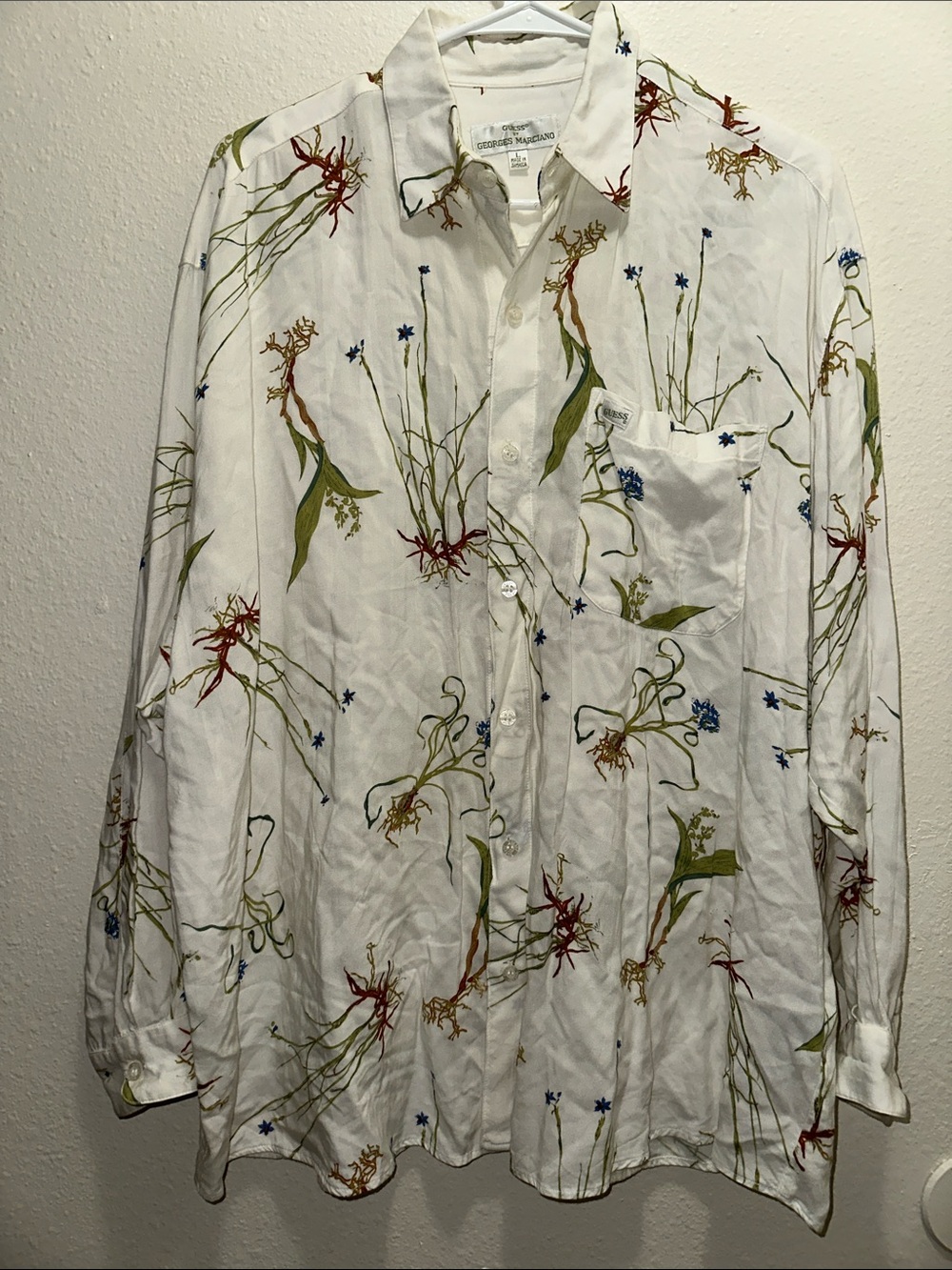 Guess by Marciano White Floral Button-Up Shirt with Green and Red Accents